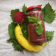 Смузи из крапивы и свеклы