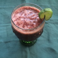 Смузи из вишни с огурцом