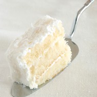 Снежная кокосово-сырная глазурь
