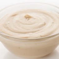 Соус «Цезарь» с красным молотым перцем