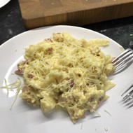 Спагетти под соусом карбонара