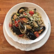 Спагетти с мидиями и фенхелем