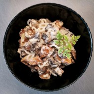 Спагетти ширатаки с грибами