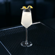 Спритц с алоэ и огурцом