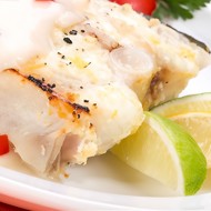 Стейки из палтуса в перце на гриле