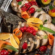 Стерлядь, фаршированная креветками и судаком