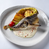 Стерлядь с икорным соусом