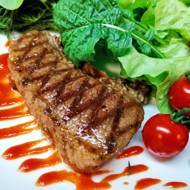 Стейк из мраморной говядины в маринаде