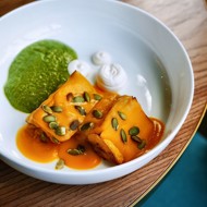 Стейк из тыквы с домашним песто и рикоттой