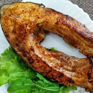 Стейк карпа на сковороде