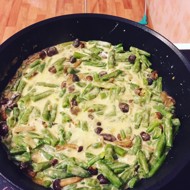 Стручковая фасоль с грибами