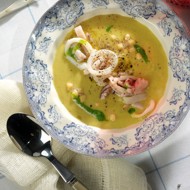 Суп из нута с кальмарами