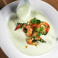 Суп из пастернака с креветками