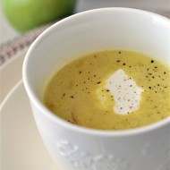 Суп яблочный