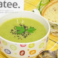 Суп-пюре из цукини с петрушкой