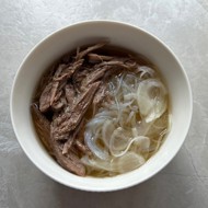 Суп с говядиной и фунчозой