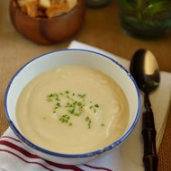 Суп велюте из цветной капусты с гребешками