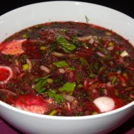 Свекольник с рукколой на квасе