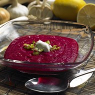 Свекольный суп с апельсином и мятой