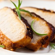 Свиная вырезка в травах и горчице