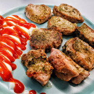 Свиная нарезка с базиликом