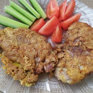 Свиная отбивная в сырной панировке