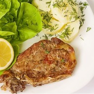 Свиные отбивные с кориандром