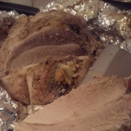 Свинина с чесноком и кедровым орехом