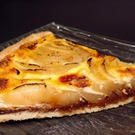 Тарт с грушей и шоколадом