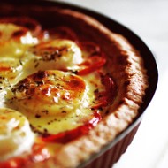 Тарт с томатами и луком