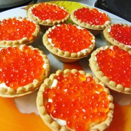 Тарталетки с икрой