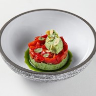 Тартар из брокколи с перцем рамиро