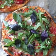 Тесто для пиццы с травами