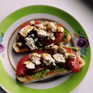 Тосты с брынзой