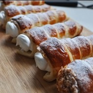 Трубочки с белковым кремом