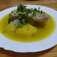 Тушёная курица с картофелем