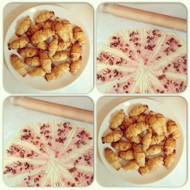 Творожные рогалики с малиновым джемом и финиками