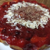 Творожный пирог со сливами