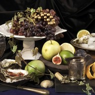 Устрицы с тремя соусами