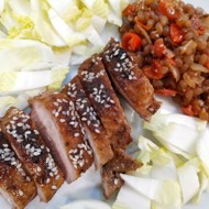 Утиная грудка с рисом ширатаки