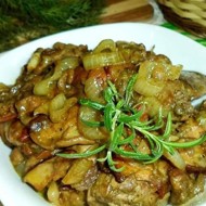 Утиная печень с грибами