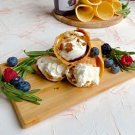 Вафельные рожки с начинкой