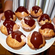 Ванильные капкейки с шоколадным кремом