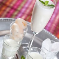 Ванильный милкшейк с хрустящей мятной карамелью