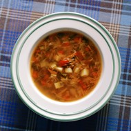 Вегетарианские щи со шпинатом