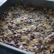 Воздушная рисовая запеканка с сосисками