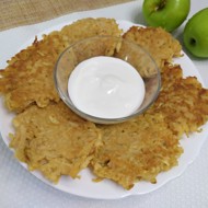 Яблочные оладьи