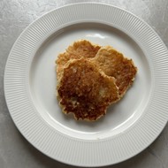 Яблочные оладьи