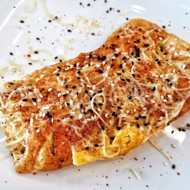 Яичница с луком и специями