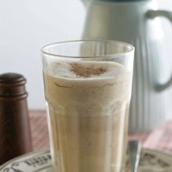 Йогуртовый коктейль с бананом